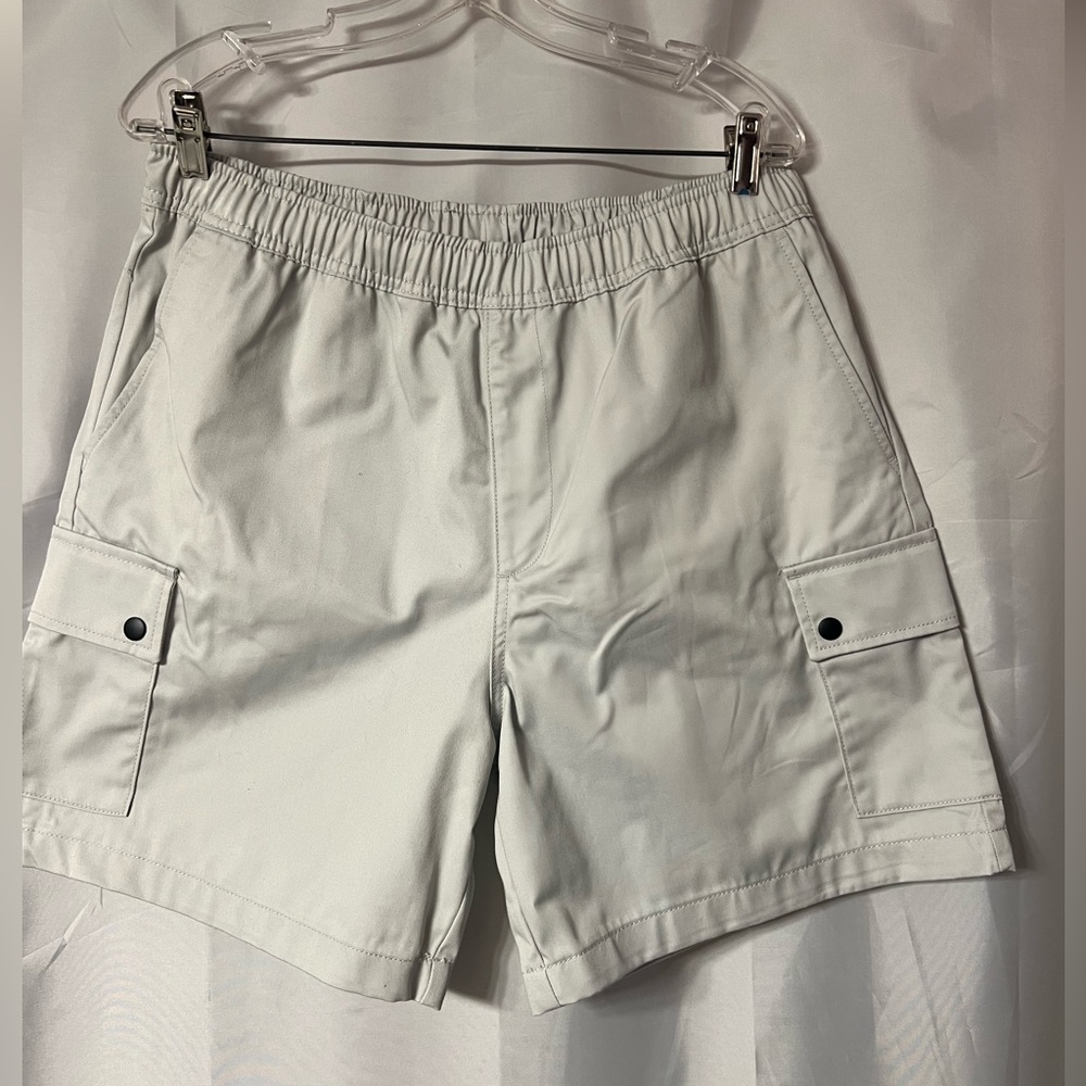 Jack &Jones Men's glacier grey Cargo Shorts NWT size L